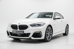can you create a g42 230i se in white with a TRS performance number plate